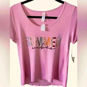 Lularoe small mauve classic t shirt leopard “‎ Summer Vibes” print. NWT.